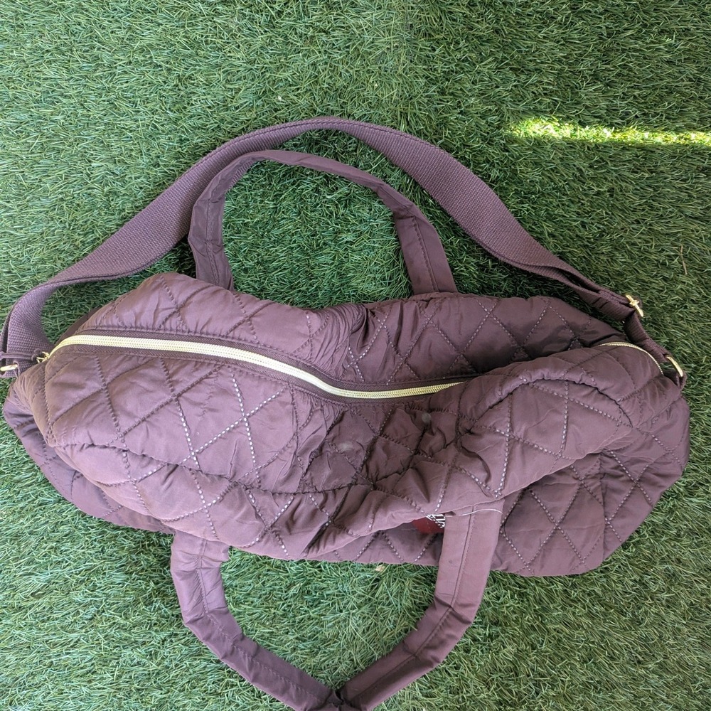 New With Tags Ulta Beauty Quilted Duffle Bag Plum Purple Weekender Travel Gym - Picture 3 of 8